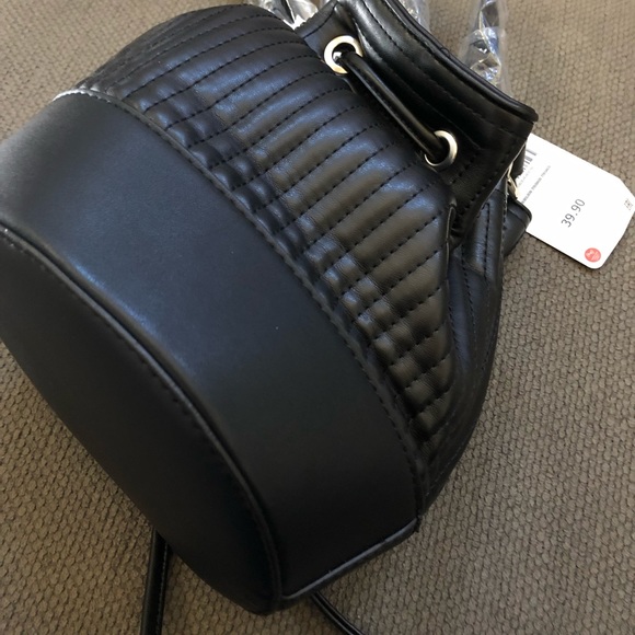 HOST PICK Zara quilted Bucket bag - Picture 7 of 8